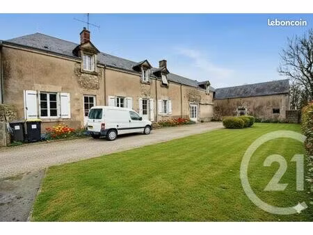 maison 10 pièces 230 m²