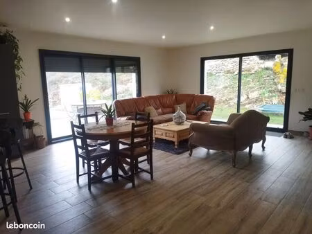 maison 5 pièces 148 m²