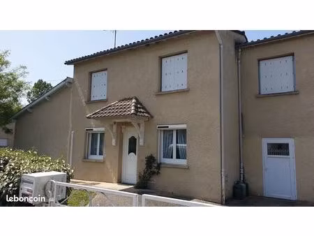 maison centre ville de lacapelle marival (lot)