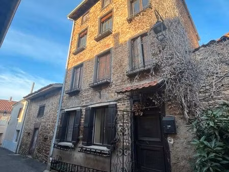 maison de village -néronde – 119 m² habitables avec dépendance et terrain