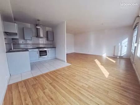 witry les reims 3/4 pièces 74 m2   2 chambres en rez de chaussée