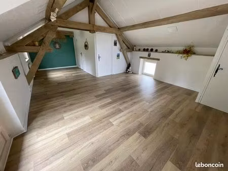 bureau 60 m²