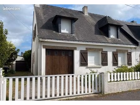 maison . 7 pièces . 140 m²