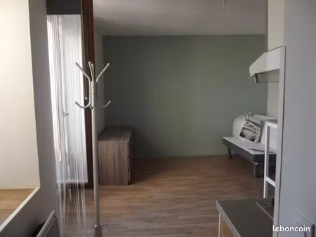 studio refait à neuf
