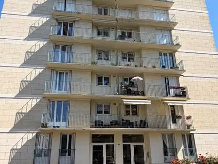 appartement 4 pièces 84 m²