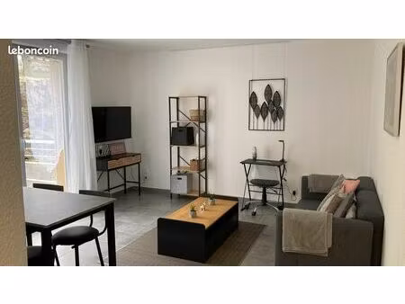 t2 meublé + parking