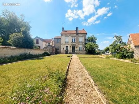 immeuble 150 m² chaumont