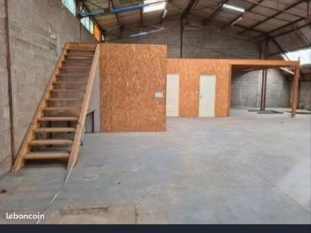 local  bâtiment stockage 286m2
