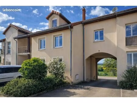 triplex 7 pièces 173 m²