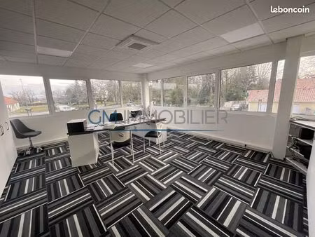 bureaux 72 m² narrosse