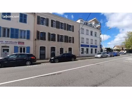 local commercial rdc 46m²