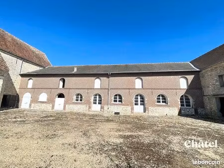 ferme 2 pièces 480 m²