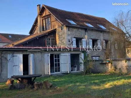 maison 12 pièces 335 m²