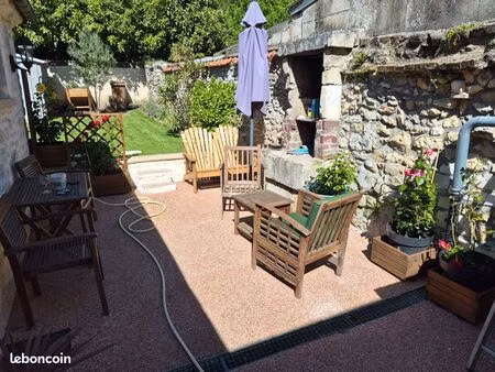 a vendre maison en pierre