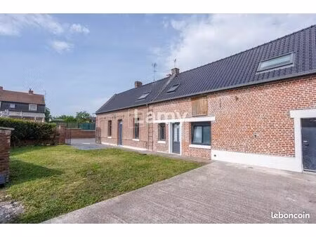 longère 4 pièces 130 m²