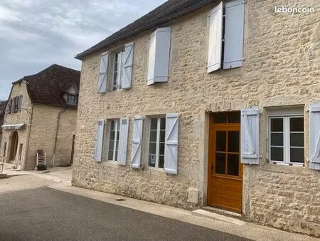 maison de village avec garage