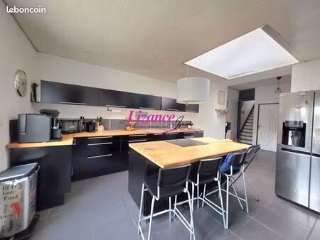 maison 4 pièces 104 m²