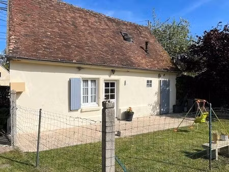 maisonnette avec jardinet