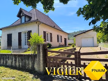 maison 5 pièces 137 m²