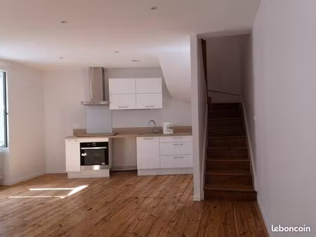 location maison de ville