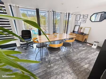 loft/atelier/surface 3 pièces 71 m²