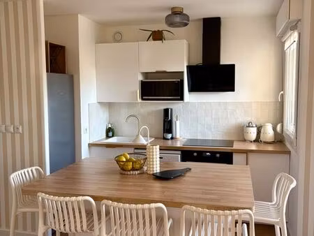 ? t2 meublé premium avec balcon – centre-ville épernay – bail mobilité possible