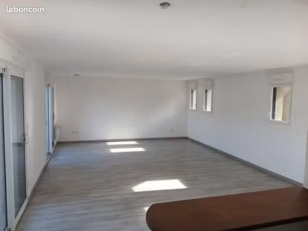 apt 95m2 centre historique saint florent le vieil