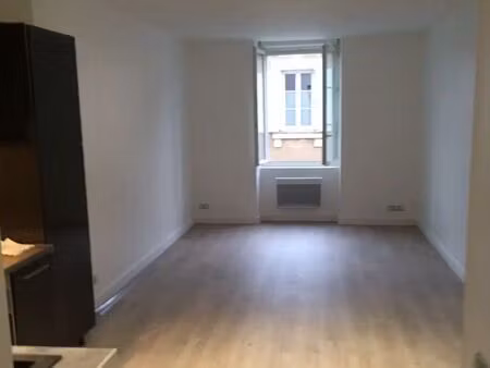 appartement t3 66m² st clément de la place