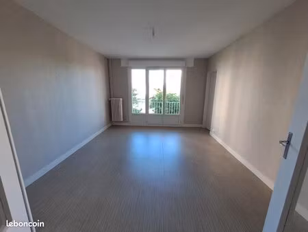 appartement 3 pièces 67 m²