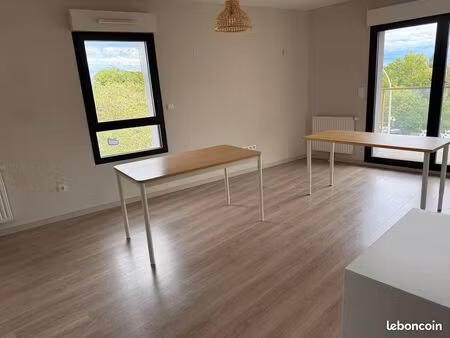 bureau/local professionnel