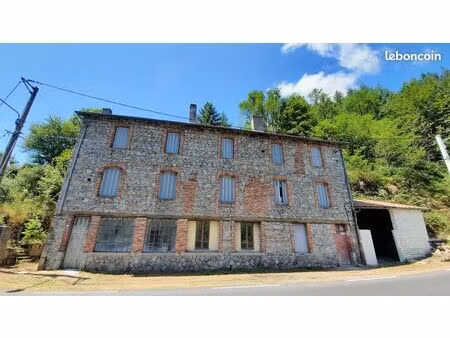 maison à fort potentiel à 5 min a89