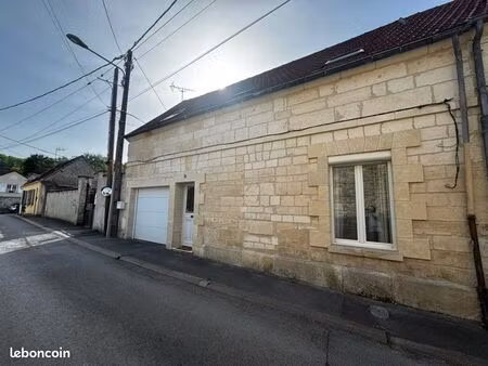 maison ancienne en pierres entièrement rénovée