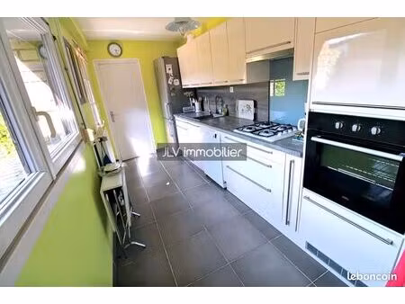 maison 5 pièces 90 m²