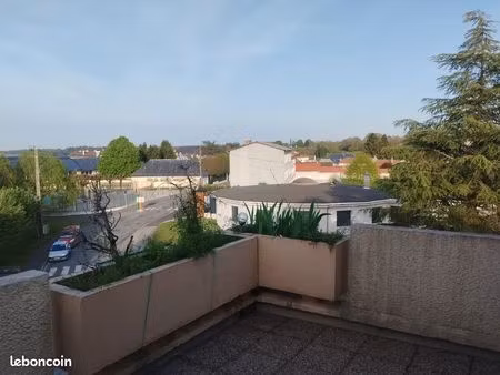 location appartement t3 duplex 78m2 avec chauffage clim réversible neuve   deux grandes te