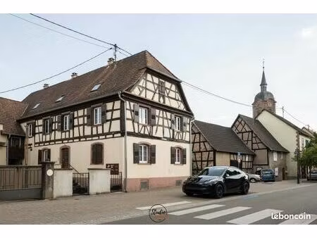 studio 2 pièces 67 m²