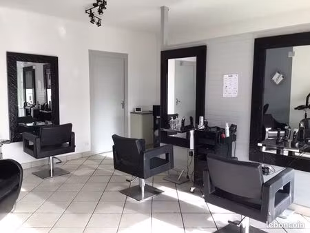 salon de coiffure à vendre