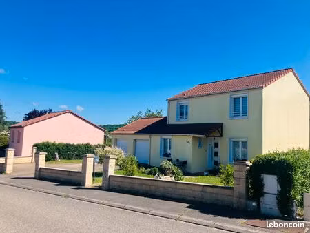 a saisir maison rénové de 147 m2 avec jardin