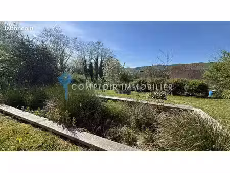 propriété 10 pièces 277 m²