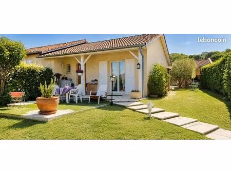 maison 110 m² avec vue dégagée  calme absolu  sous-sol complet et spa