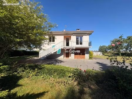 maison 8 pièces 199 m²