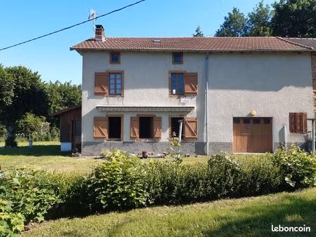 maison à la campagne