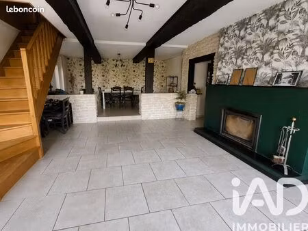maison 6 pièces 180 m²