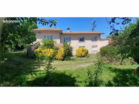 maison roche-152m² terrain 2200m² (composée de 2 logements)
