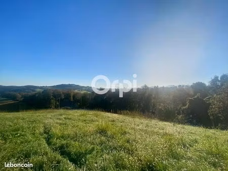 terrain 2 540 m² esquiule