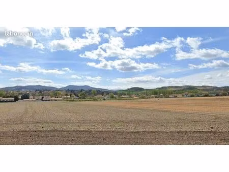 terrain 543 m² le cendre