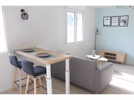 studio lumineux  récemment rénové