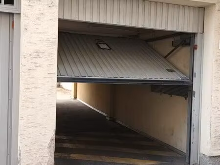 particulier vend garage koenigshoffen