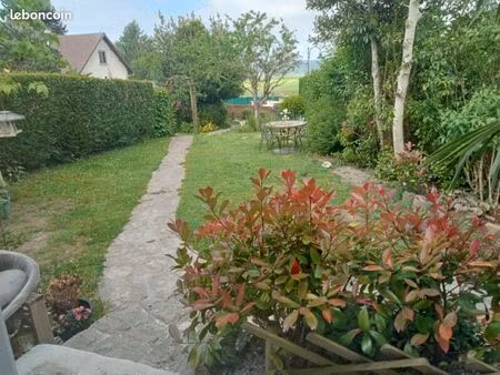 maison avec jardin paysage