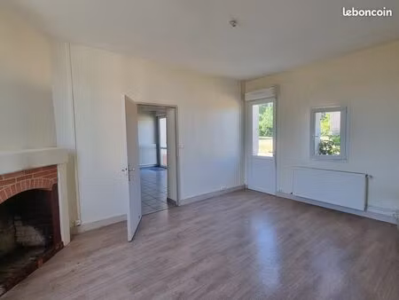 maison 63m2 bourg de longué 2 chambres