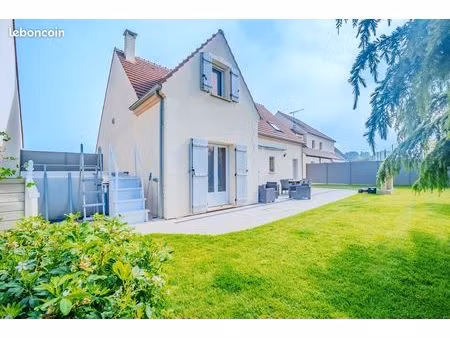 maison récente de 130 m2 à saint-maximin (60740)